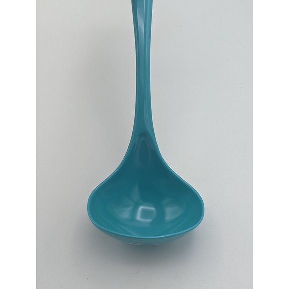 Hutzler Solid Serving Ladle Soup Spoon Melamine 11" Turquoise Blue No 525 - Picture 5 of 5